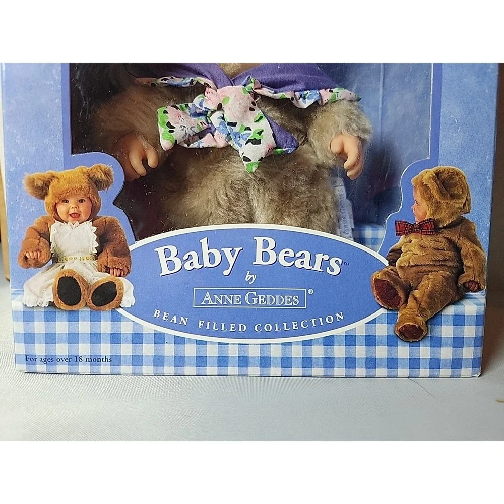 Anne Geddes top box